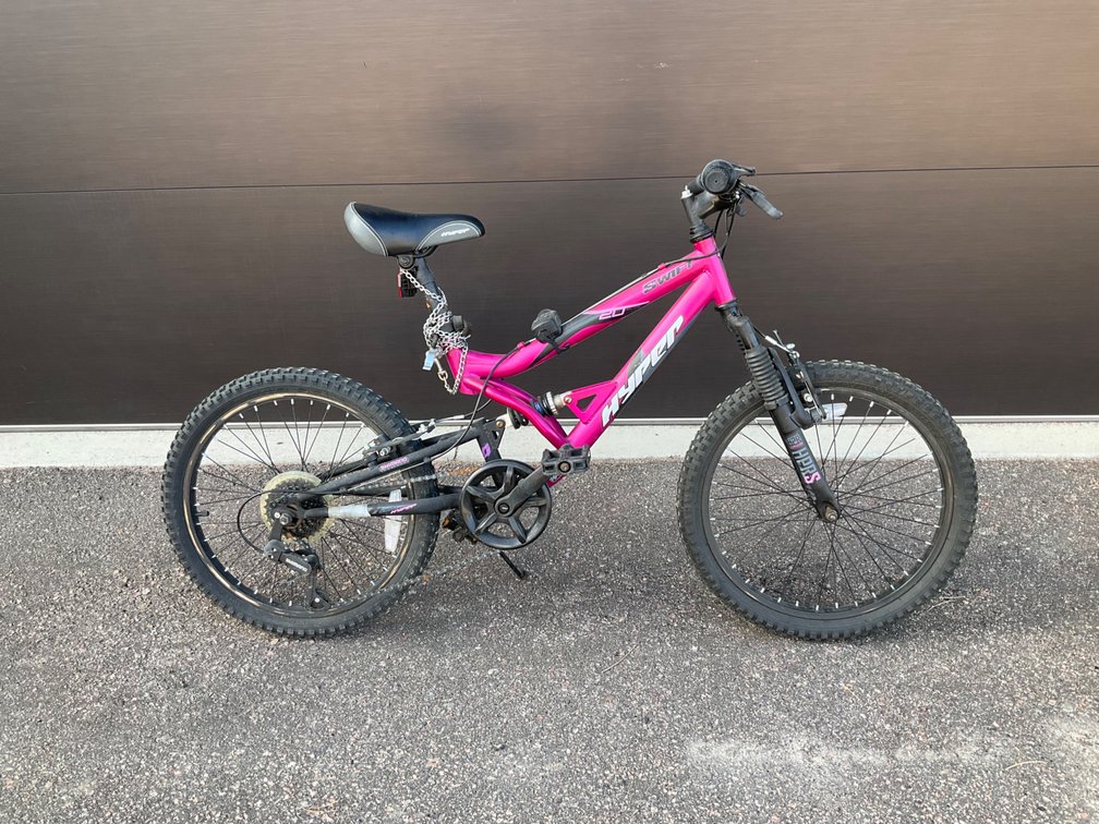 Hyper Swift 20 Dual-Suspension Mountain Bike