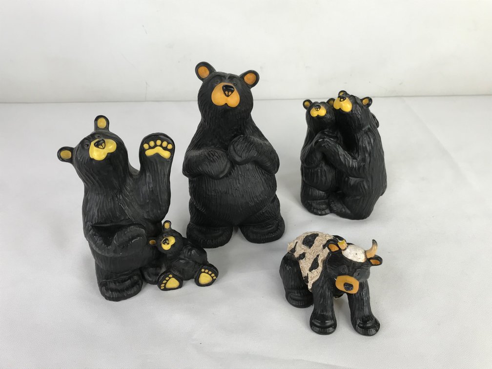 Bearfoots Black Bear Figurines by Jeff Fleming