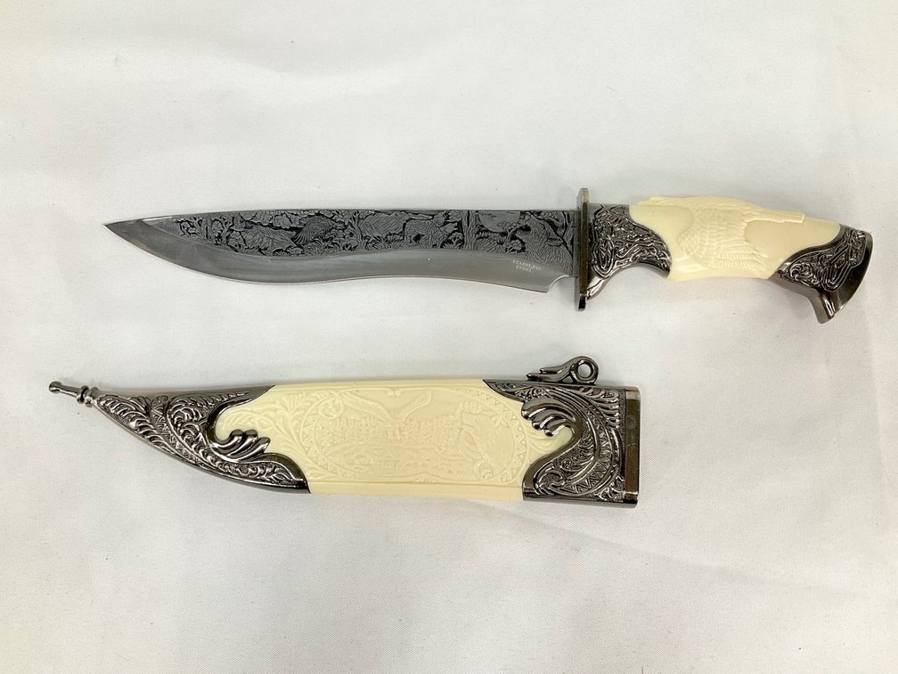 Zachary Crockett Signature Series Hunting Knife with Sheath