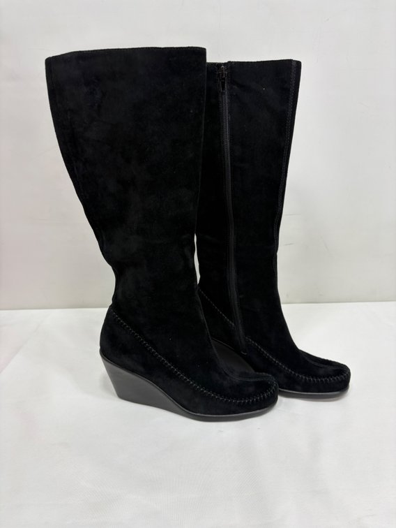Aerosoles Gather Round Black Suede Wedge Boots