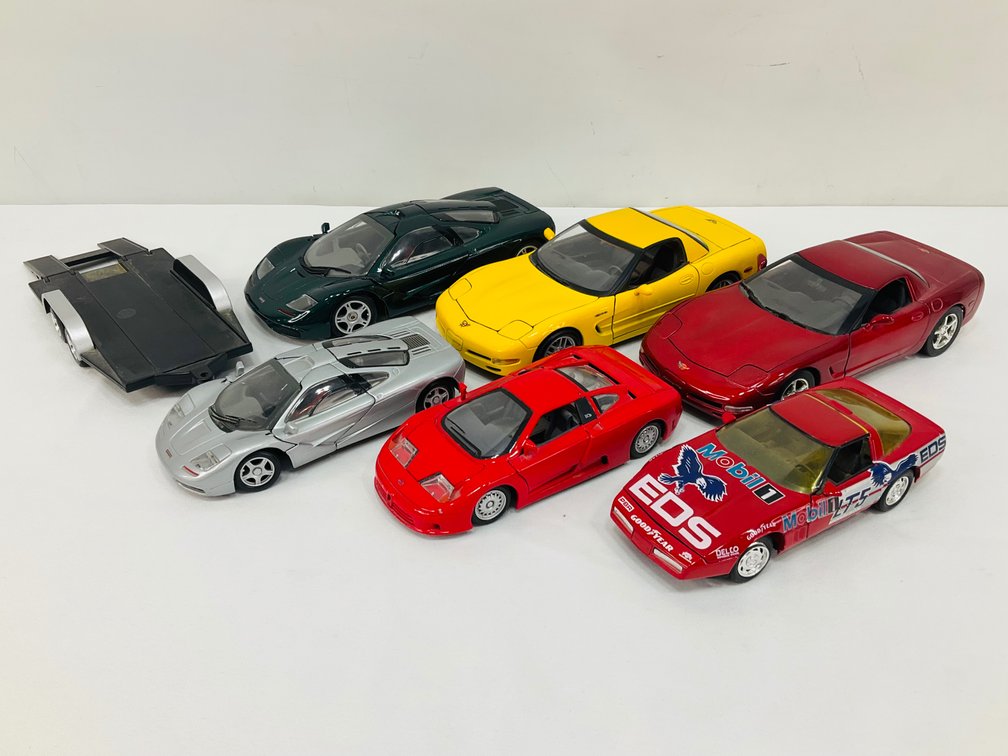 Diecast Model Sports Cars and Car Hauler Trailer