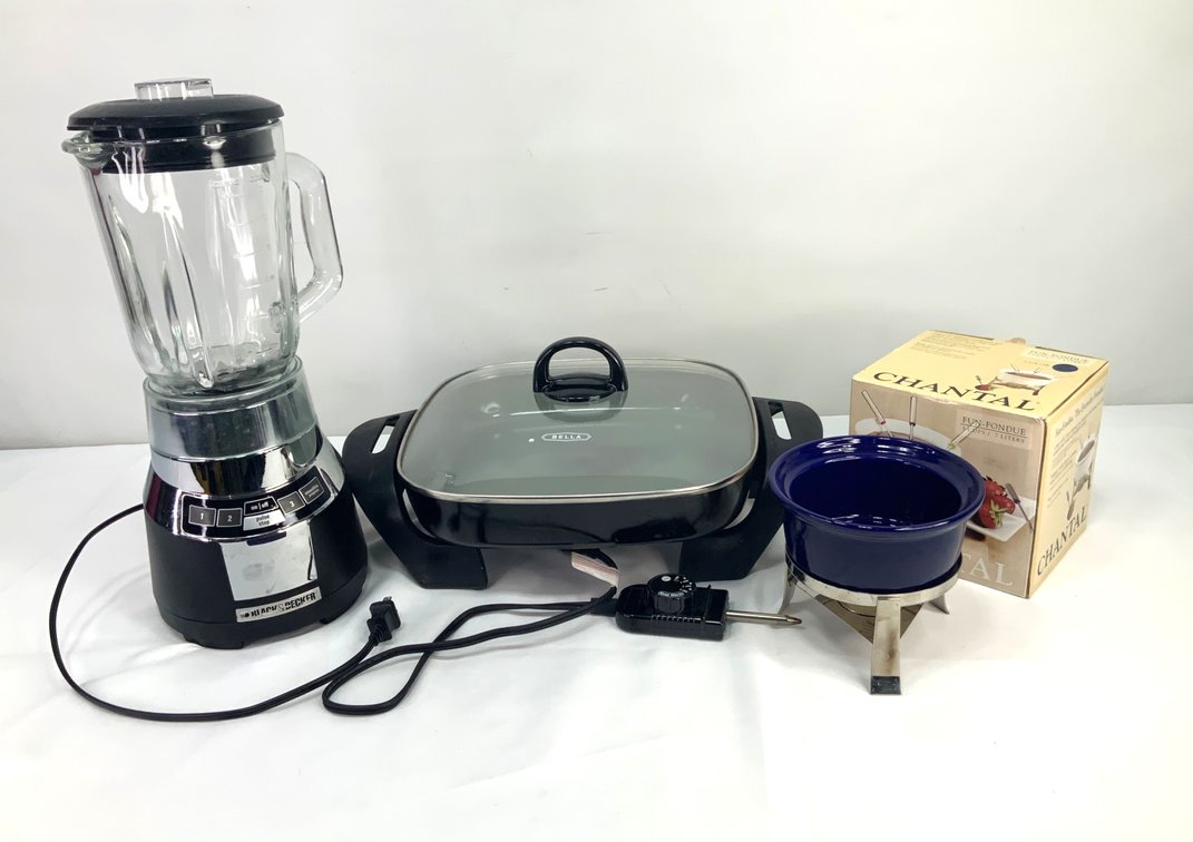 Countertop Blender, Electric Skillet, and Fondue Set