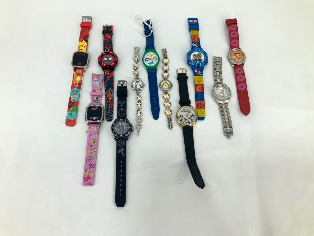 Character and Novelty Digital and Analog Wristwatches