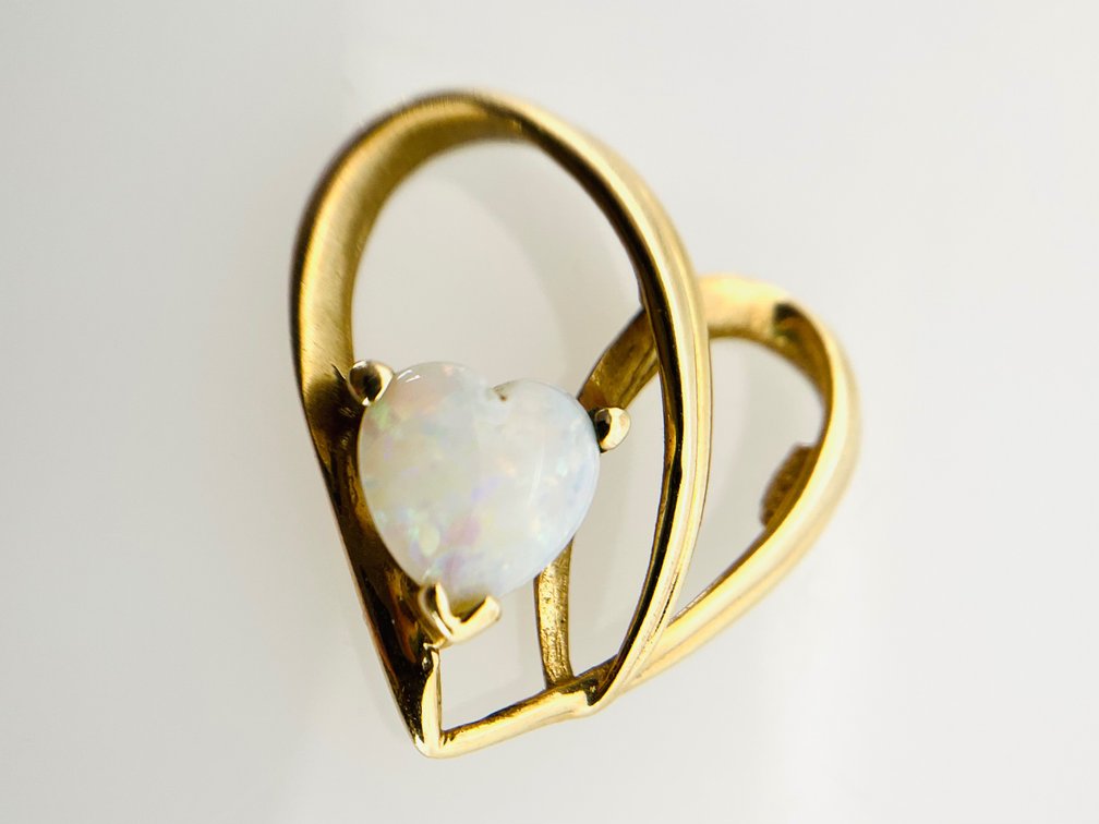 10K Gold and Opal Heart Pendant