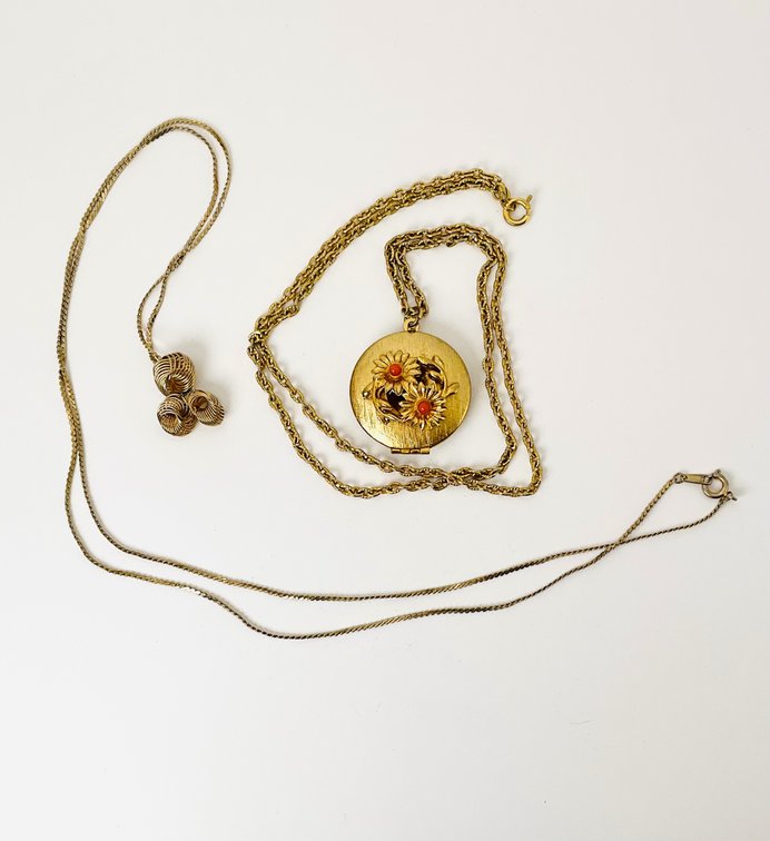 Gold Tone Necklaces