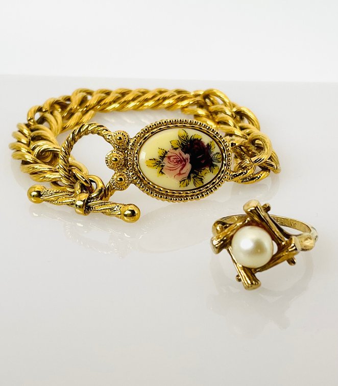 Vintage Gold Tone Bracelet and Ring