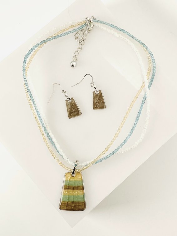 Beaded Necklace with Coordinating Earrings