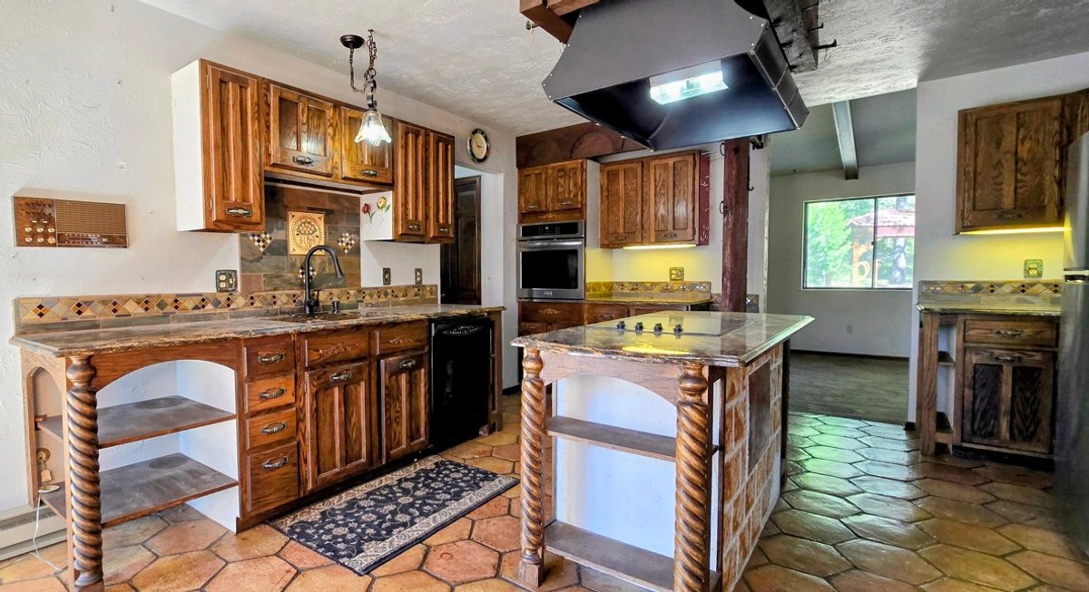 Image for Capella Drive Real Estate Auction