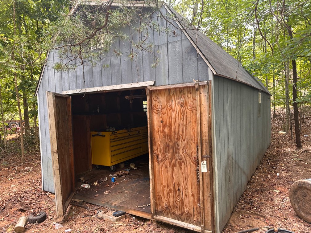 SHED (NO CONTENTS) 10.5’” H x 12’” W x 26’L