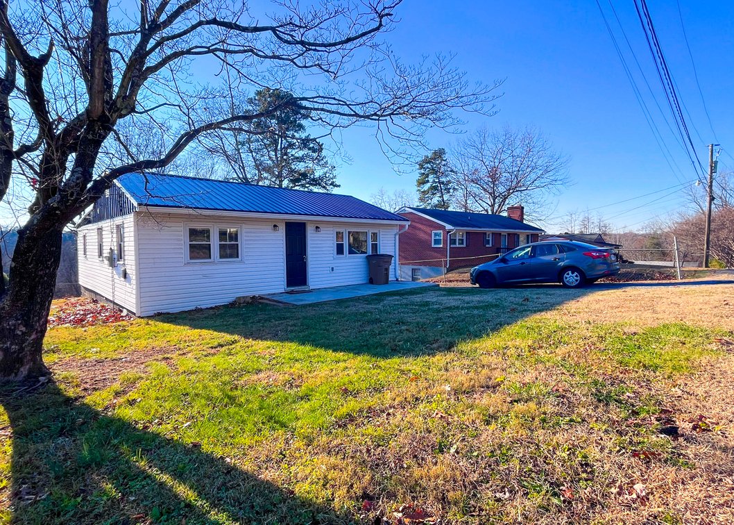 Image for 1606 School St, Altavista, VA 24517