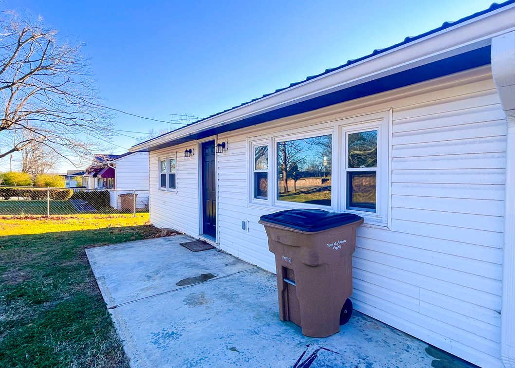Image for 1606 School St, Altavista, VA 24517
