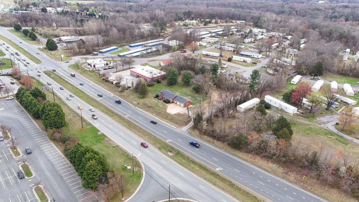 Image for 1001 E Lynchburg Salem Tpke, Bedford, VA 24523