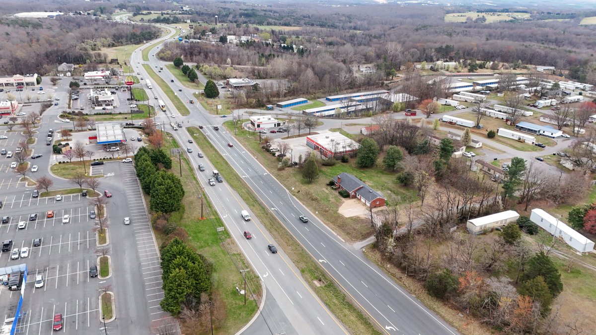 Image for 1001 E Lynchburg Salem Tpke, Bedford, VA 24523
