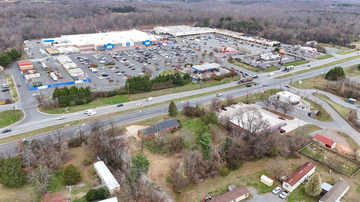 Image for 1001 E Lynchburg Salem Tpke, Bedford, VA 24523