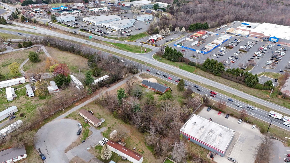 Image for 1001 E Lynchburg Salem Tpke, Bedford, VA 24523