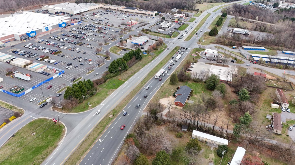 Image for 1001 E Lynchburg Salem Tpke, Bedford, VA 24523