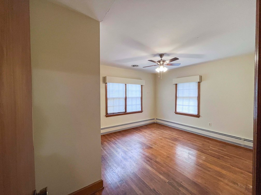 Image for 1001 E Lynchburg Salem Tpke, Bedford, VA 24523