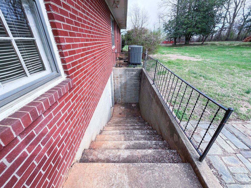 Image for 1001 E Lynchburg Salem Tpke, Bedford, VA 24523