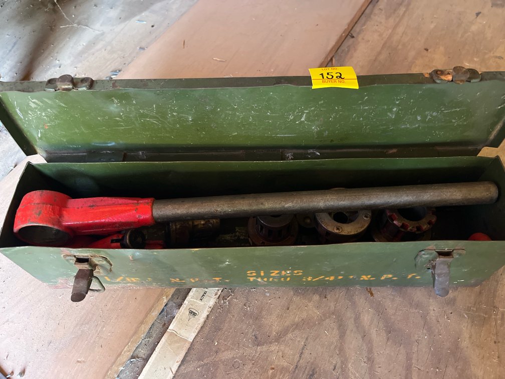vintage Toledo manual ratchet pipe threader
