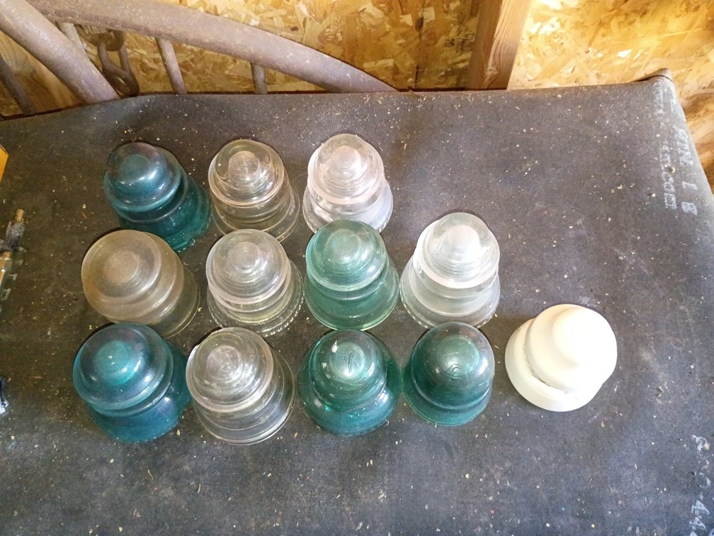 Lot of vintage insulators