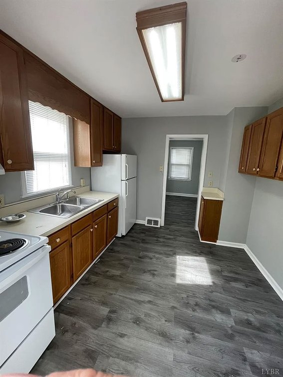 Image for 211 College Dr, Lynchburg, VA 24501