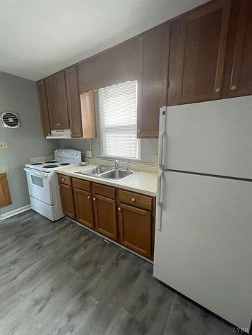 Image for 211 College Dr, Lynchburg, VA 24501