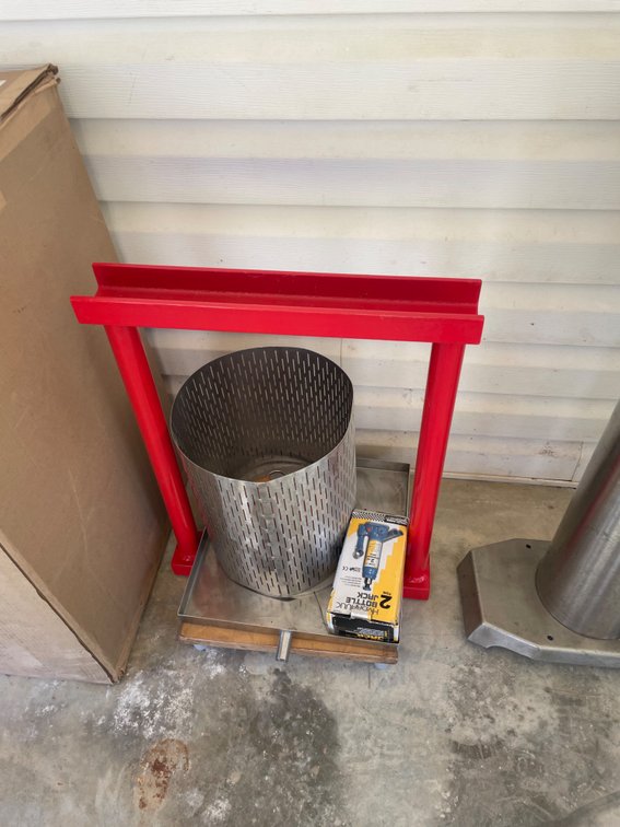 Hydraulic Fruit Press