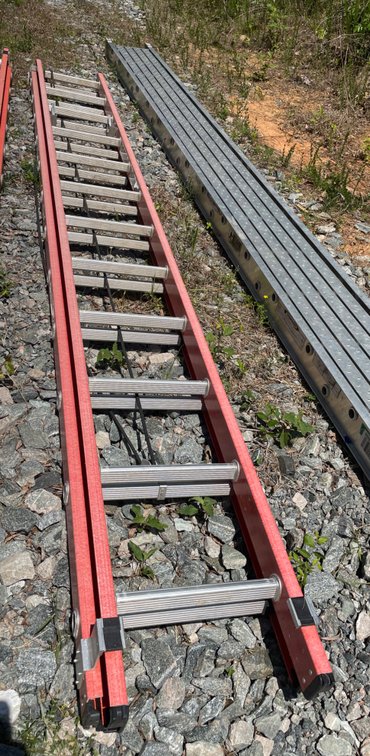 24' Fiberglass Extension Ladder- ladder only no walk board