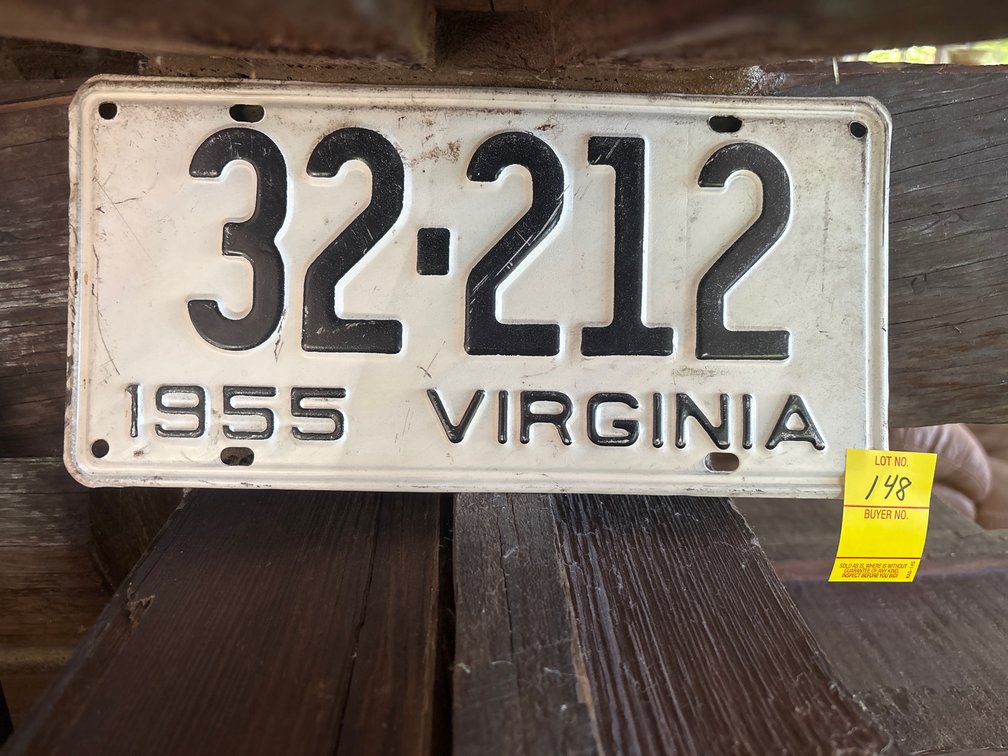 Antique VA license plate