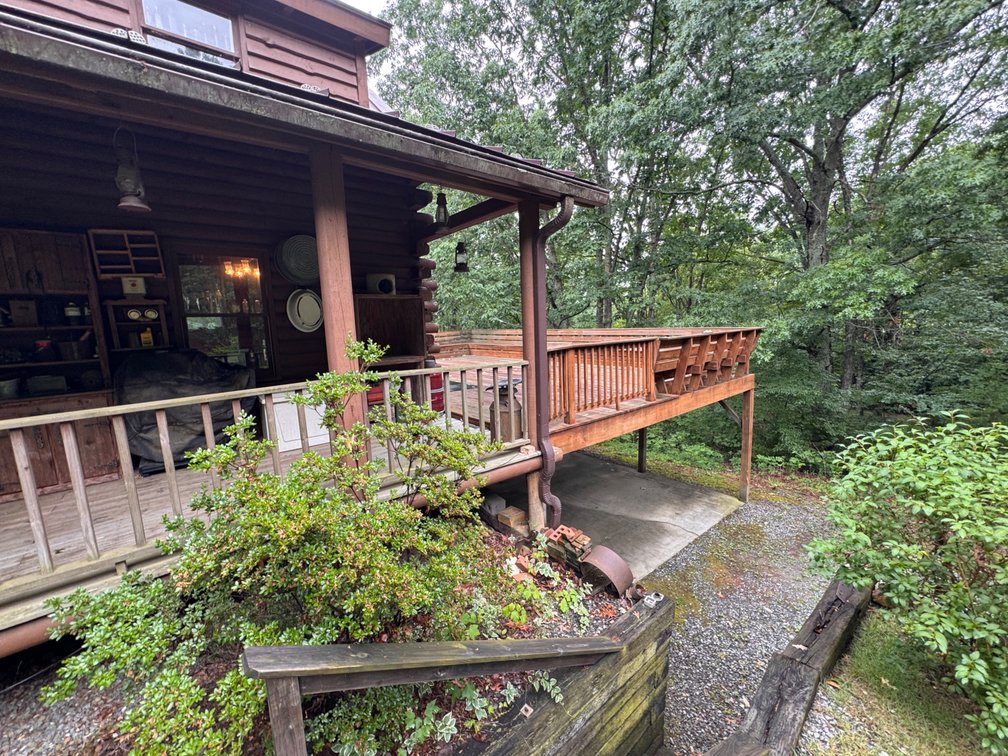 Image for Beautiful Log Home on 14.5 Acres-Bear Creek Rd Rustburg