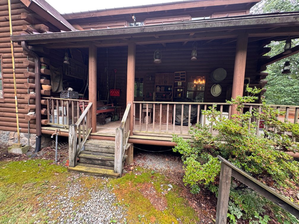 Image for Beautiful Log Home on 14.5 Acres-Bear Creek Rd Rustburg