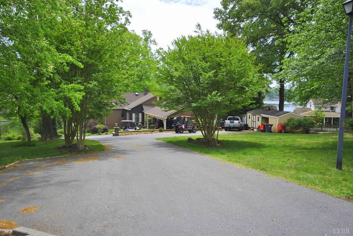 Image for 1090 Timberlake Dr, Lynchburg, VA 24502