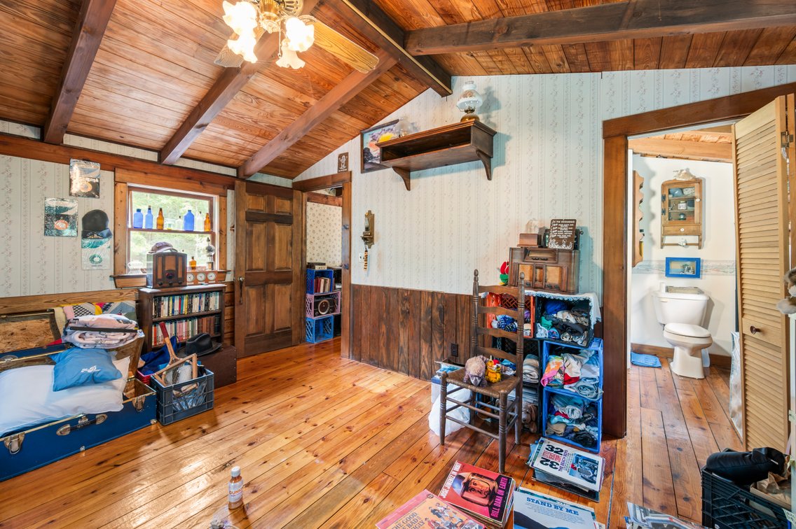 Image for Beautiful Log Home on 14.5 Acres-Bear Creek Rd Rustburg