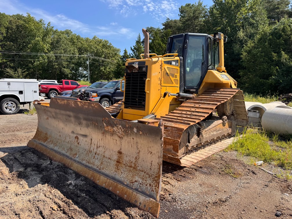 CAT D6N LGP Dozer