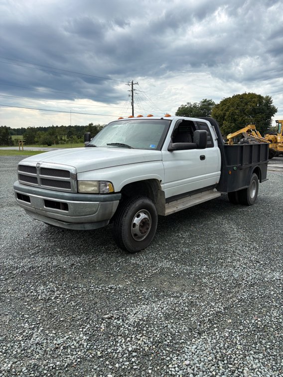 2000 Dodge Ram Pickup with utility bed