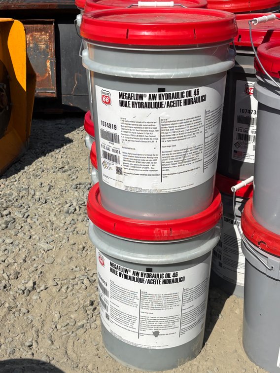 Lot of two 5 gallon Phillips 66 Megaflow AW46 Hydraulic Oil