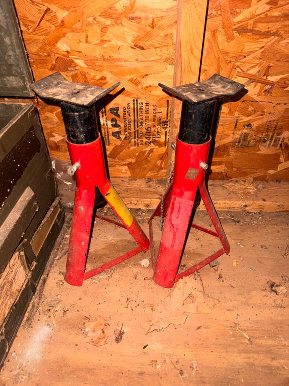 Set of Jack Stands