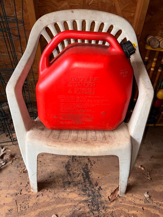 5 Gallon Gas Can & Plastic Chair