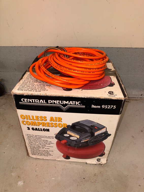 Central Pneumatic 3 Gallon Oiless Air Compressor in box