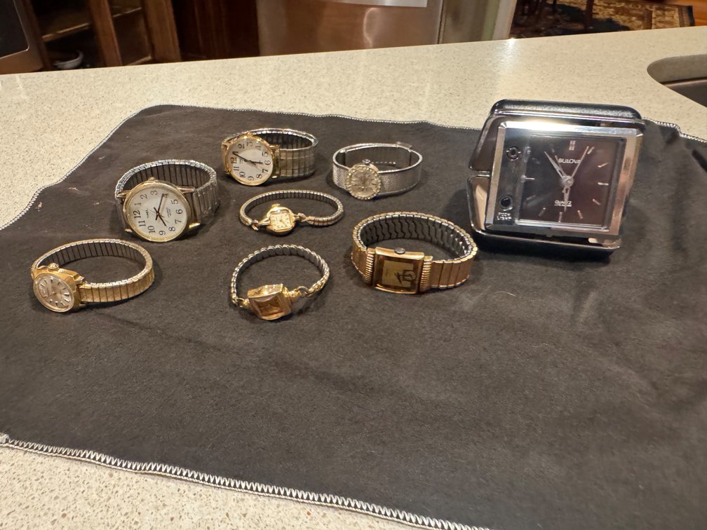 Lot of (8) Various Watches
