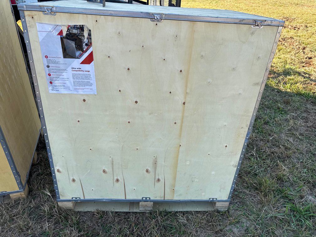 *NEW IN BOX* TBM-RED Wheel Balancer