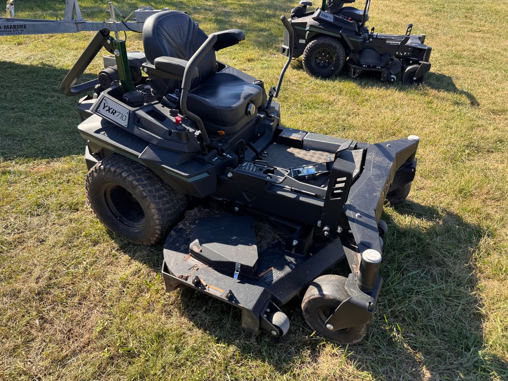 Yakta YXR710 72” Zero turn Mower