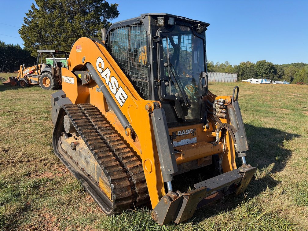 Case TV620B Skid Steer