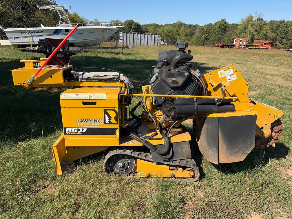 Rayco RG37T TracJr Stump Cutter
