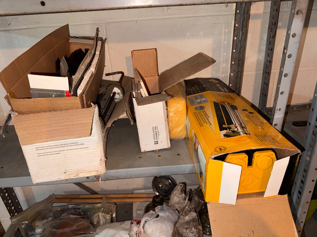 Shelf Lot Tile cutter & Tile