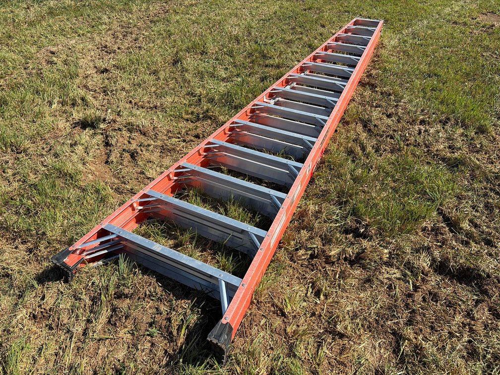 Louisville 14ft Step Ladder