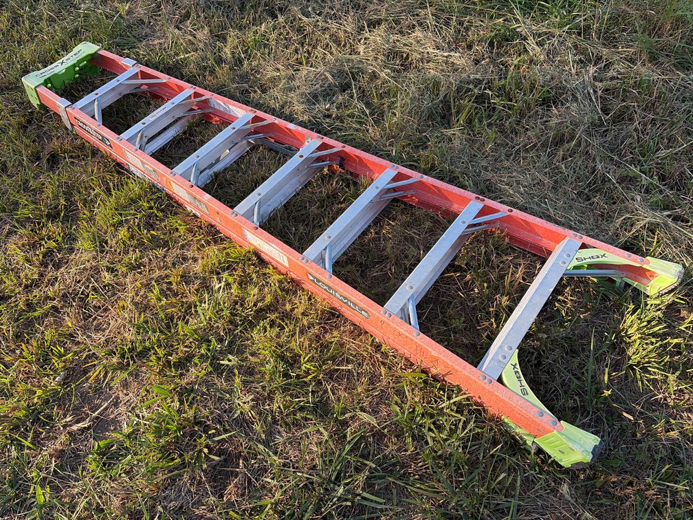 Louisville CrossXstep 8ft Step Ladder