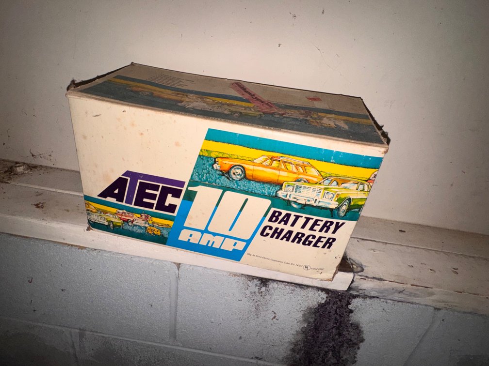Atec 10amp Battery Charger In Box