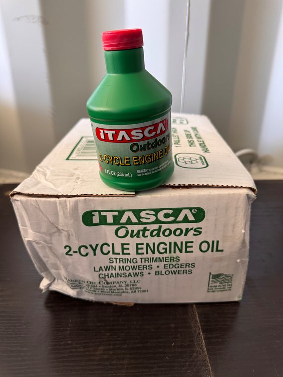 12 Bottles of 8oz Itasca 2-Cycle Engine Oil
