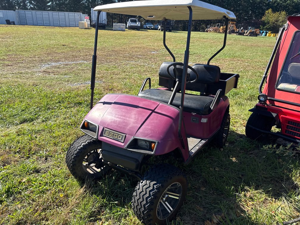 EZ-GO Gas Golf Cart